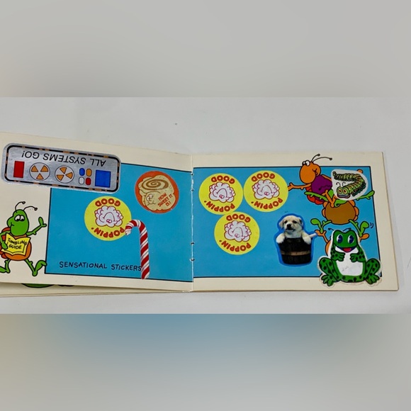 1980 Vtg Trend Sticker Album Collection of Stickers - Picture 6 of 12